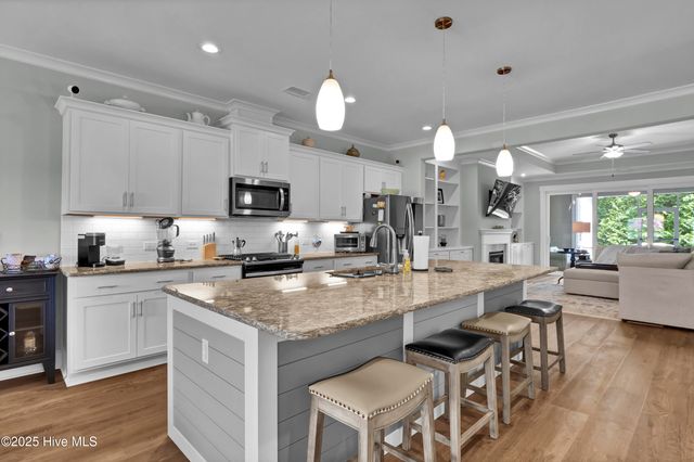 1584 Sand Harbor Circle, Ocean Isle Beach, NC 28469