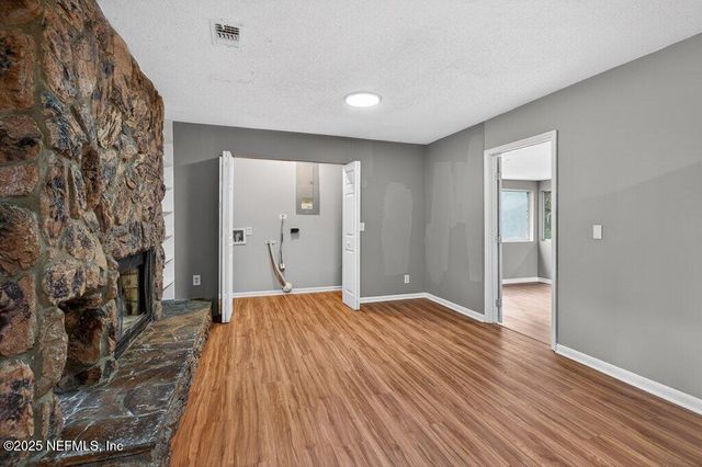 219 N WEST Street, Green Cove Springs, FL 32043