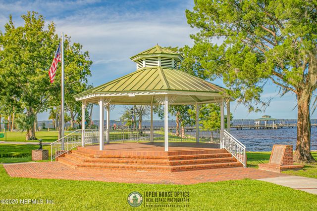219 N WEST Street, Green Cove Springs, FL 32043