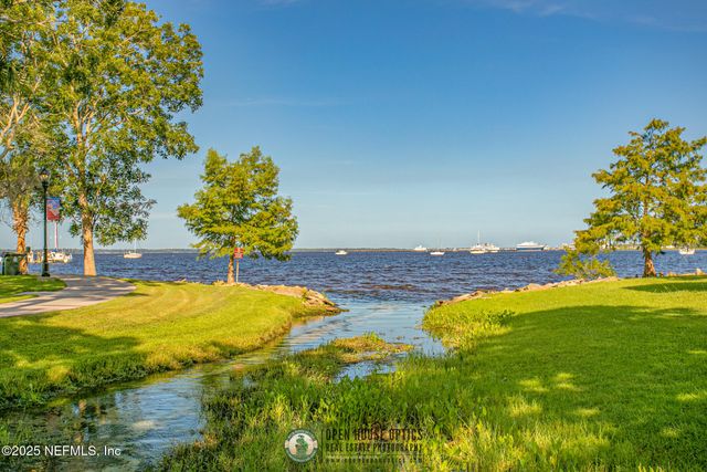 219 N WEST Street, Green Cove Springs, FL 32043