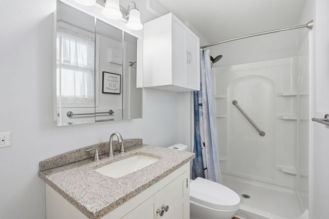 20123 E Micaview Ave, Spokane, WA 99016