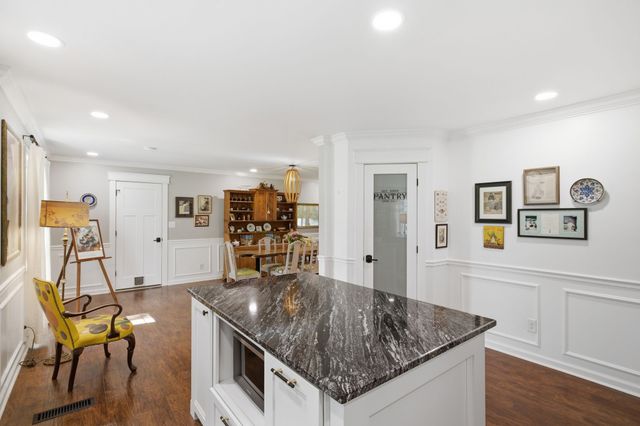 1507 Jewell Dr, Columbia, TN 38401