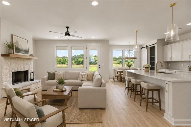 1091 Madison Hills Drive, Madison, GA 30650