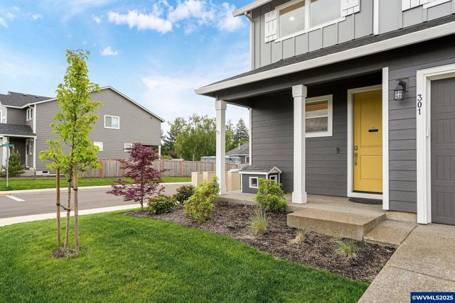 301 W 17th St, Lafayette, OR 97127