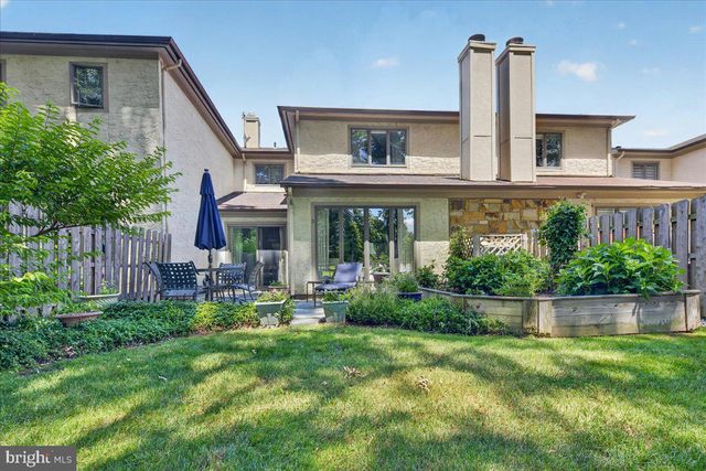3 MARILYN CT, Lawrenceville, NJ 08648