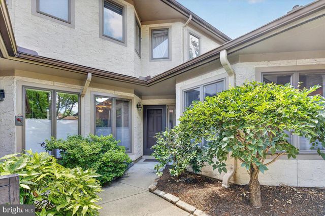 3 MARILYN CT, Lawrenceville, NJ 08648