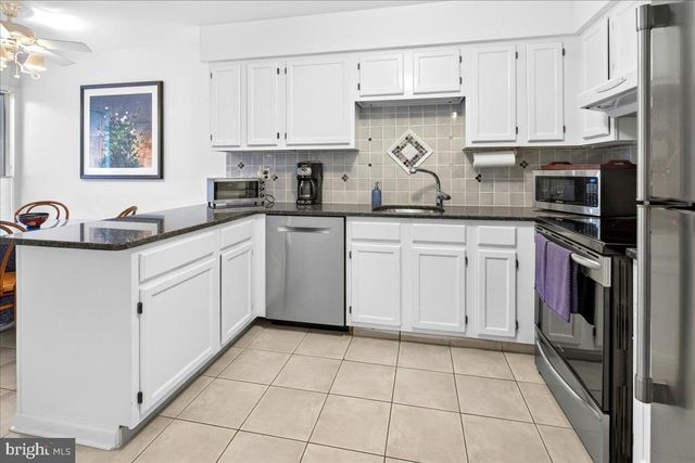 3 MARILYN CT, Lawrenceville, NJ 08648