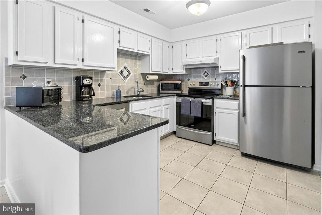 3 MARILYN CT, LAWRENCEVILLE, NJ 08648 — photo 4