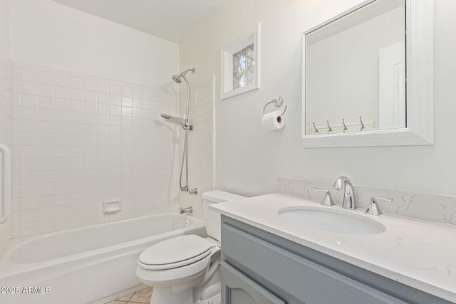 10605 E HERCULES Drive, Sun Lakes, AZ 85248