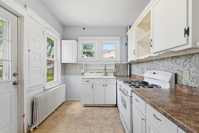 1114 South 10th Street, Allentown City, PA 18103