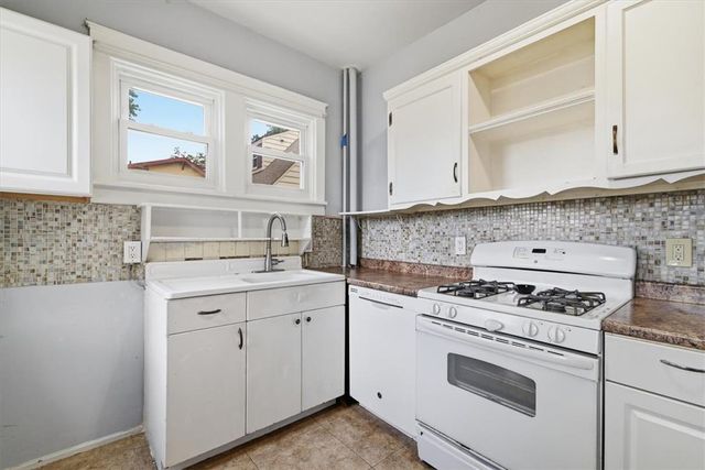 1114 South 10th Street, Allentown City, PA 18103