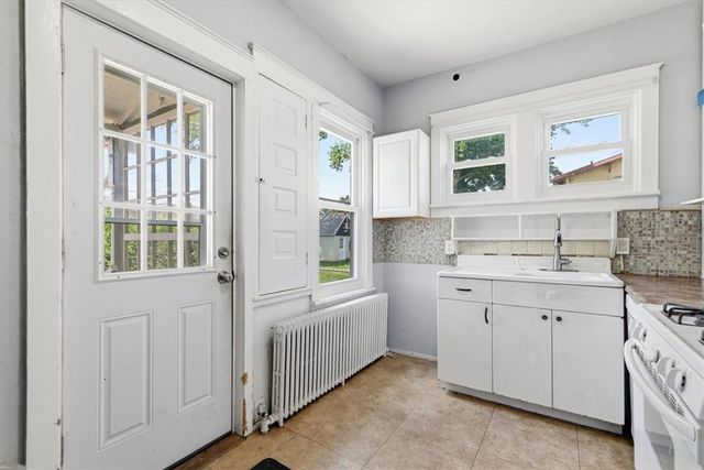 1114 South 10th Street, Allentown City, PA 18103