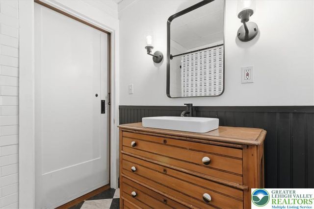 1114 South 10th Street, Allentown City, PA 18103