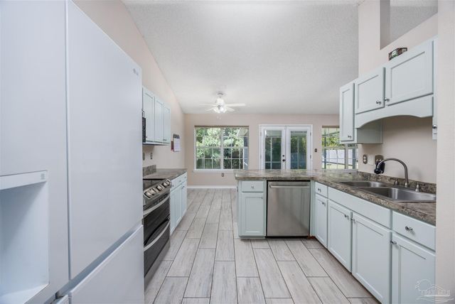 1493 Nantahala Beach Rd, Gulf Breeze, FL 32563