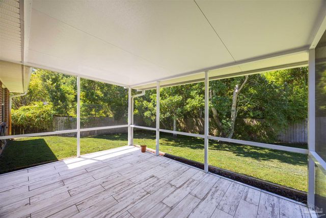 1493 Nantahala Beach Rd, Gulf Breeze, FL 32563