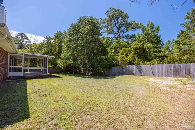 1493 Nantahala Beach Rd, Gulf Breeze, FL 32563