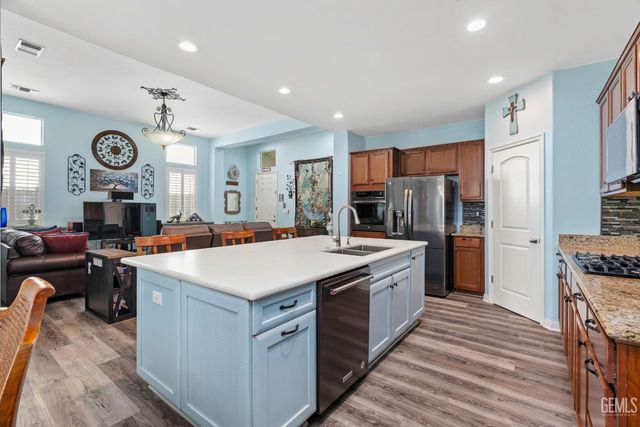 509 Jewel Flower Street, Bakersfield, CA 93314