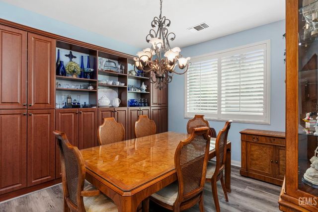 509 Jewel Flower Street, Bakersfield, CA 93314