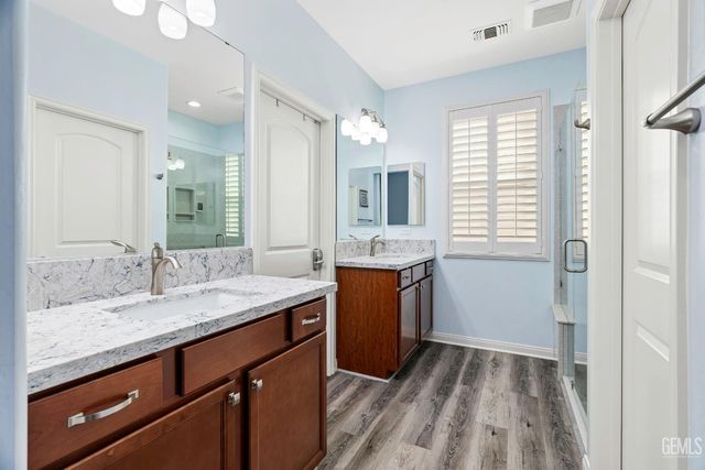 509 Jewel Flower Street, Bakersfield, CA 93314