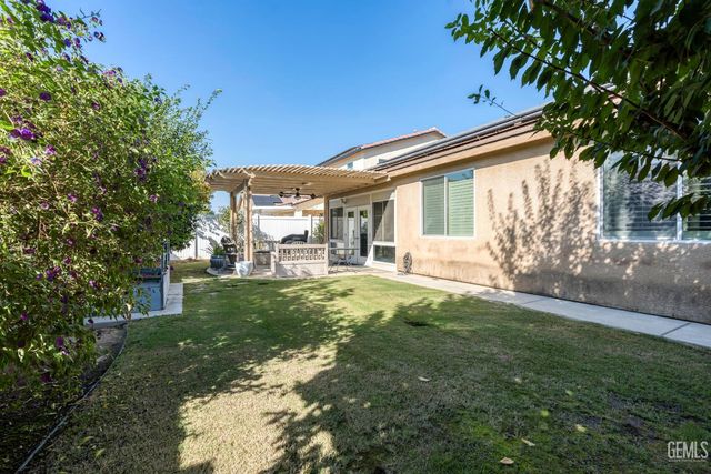 509 Jewel Flower Street, Bakersfield, CA 93314