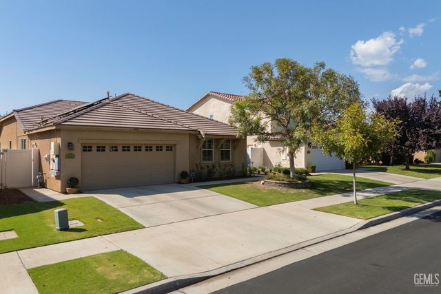 509 Jewel Flower Street, Bakersfield, CA 93314