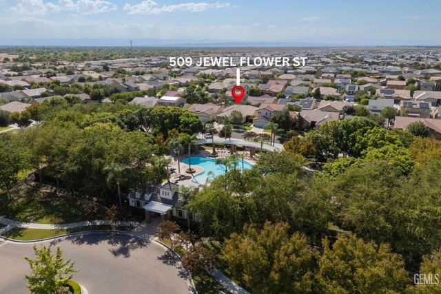 509 Jewel Flower Street, Bakersfield, CA 93314