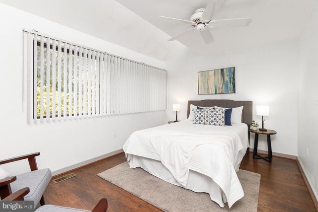 2214 CLOVE TER, Baltimore, MD 21209