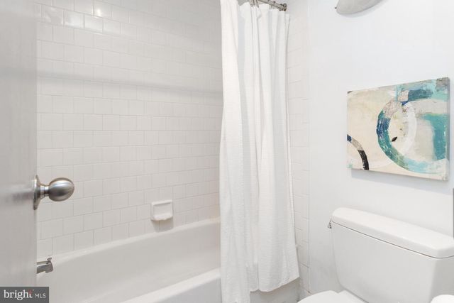 2214 CLOVE TER, Baltimore, MD 21209