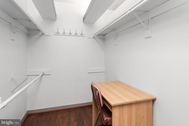 2214 CLOVE TER, Baltimore, MD 21209