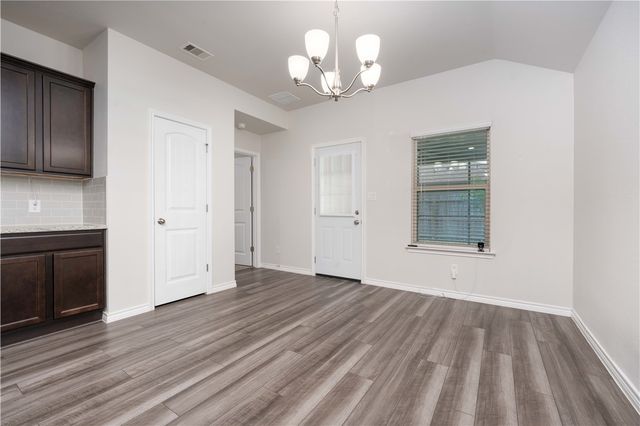 7609 Herd Rider Ln, Corpus Christi, TX 78414