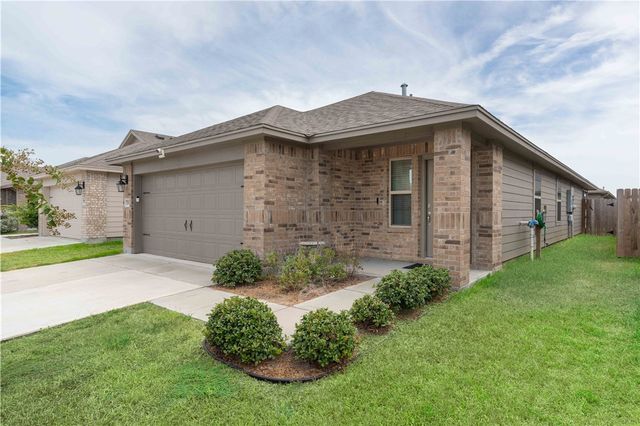 7609 Herd Rider Ln, Corpus Christi, TX 78414