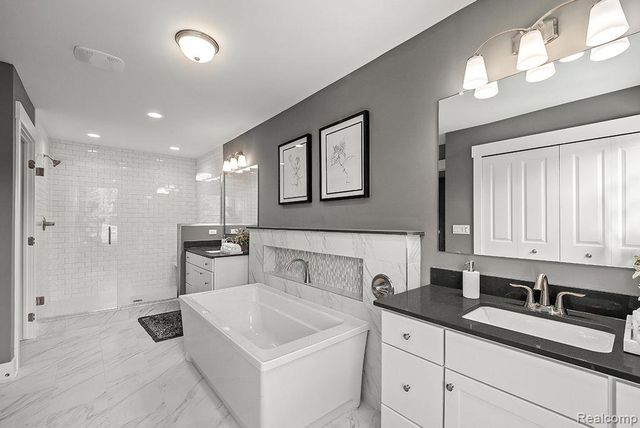 14302 Edenshire Drive, Shelby, MI 48315