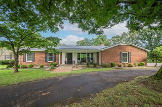 202 Rouse Road, Dickson, TN 37055