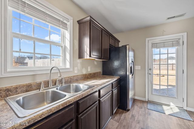 212 Mccain Street, Beulaville, NC 28518