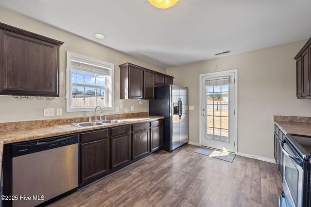 212 Mccain Street, Beulaville, NC 28518