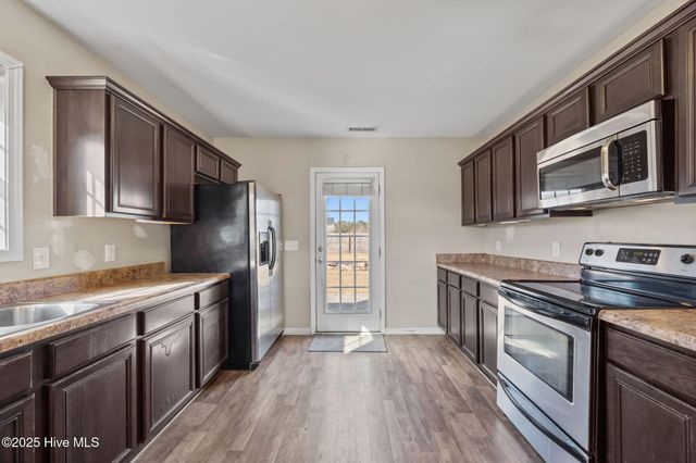 212 Mccain Street, Beulaville, NC 28518