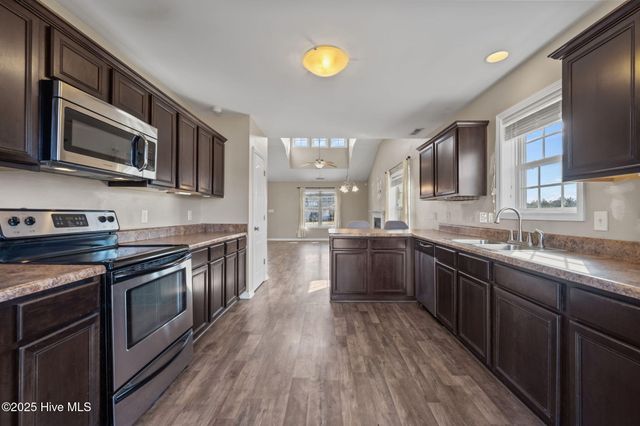 212 Mccain Street, Beulaville, NC 28518