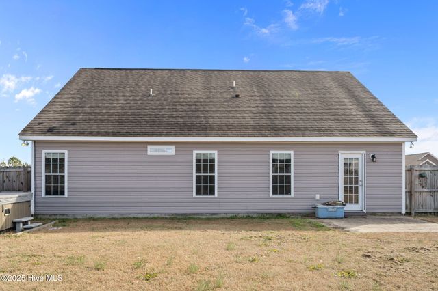 212 Mccain Street, Beulaville, NC 28518