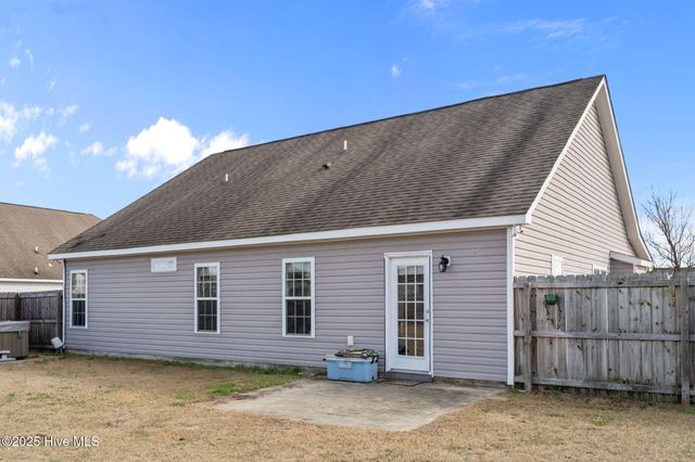 212 Mccain Street, Beulaville, NC 28518