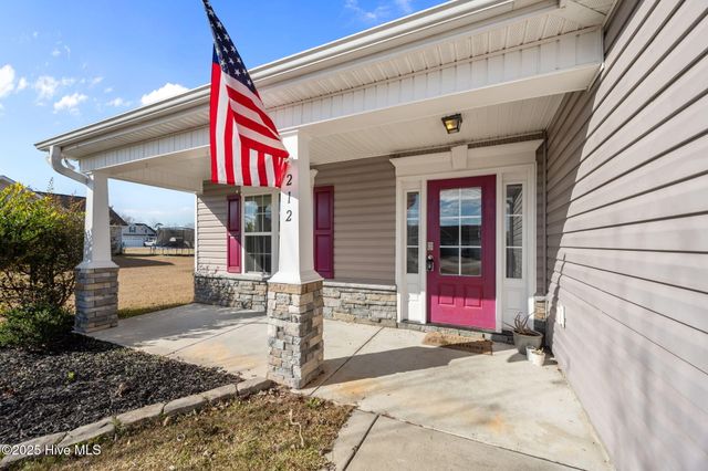 212 Mccain Street, Beulaville, NC 28518