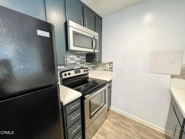 396 E Surfside Drive, Port Hueneme, CA 93041