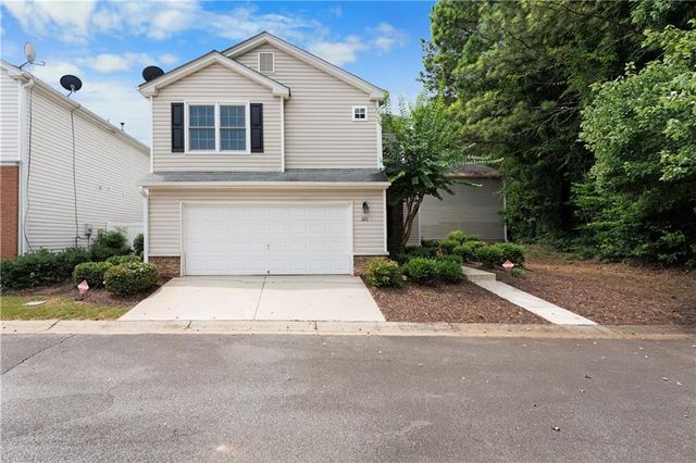 621 W Oaks Drive, Woodstock, GA 30188