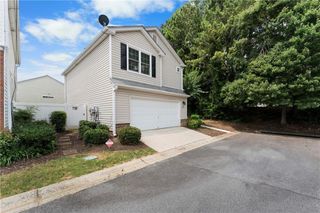 621 W Oaks Drive, Woodstock, GA 30188