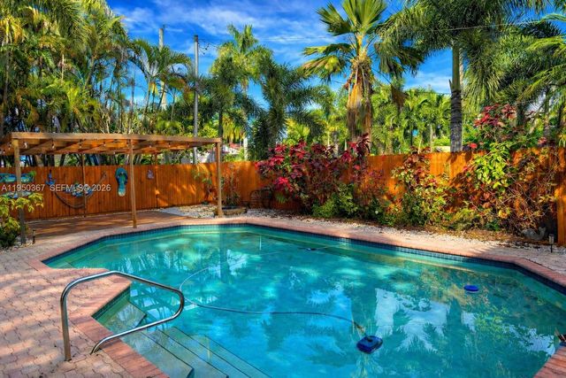 1415 Mayo St, Hollywood, FL 33020