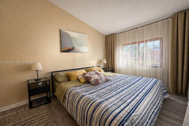 1415 Mayo St, Hollywood, FL 33020