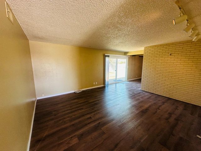 737 Saint Ann Drive, Salinas, CA 93901
