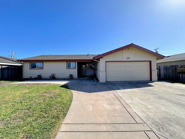 737 Saint Ann Drive, Salinas, CA 93901