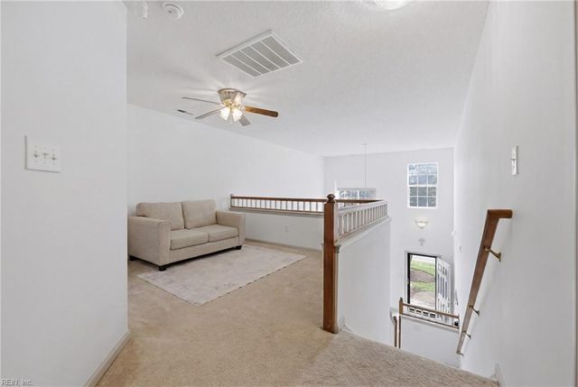 2002 Sawgrass LN, Portsmouth, VA 23703
