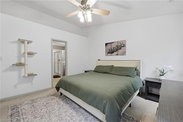 2002 Sawgrass LN, Portsmouth, VA 23703