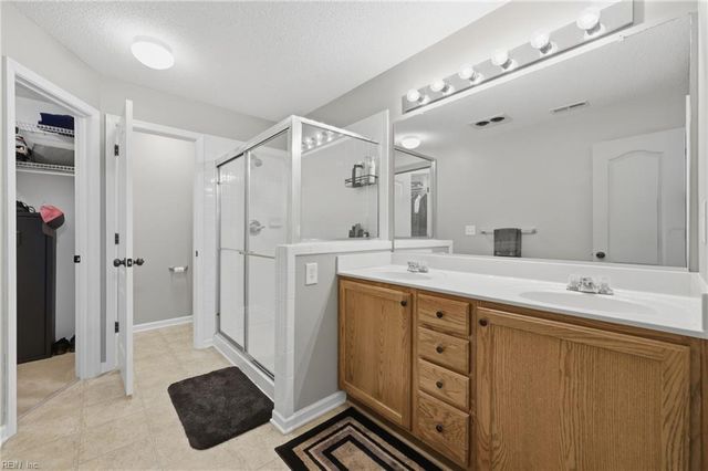 2002 Sawgrass LN, Portsmouth, VA 23703